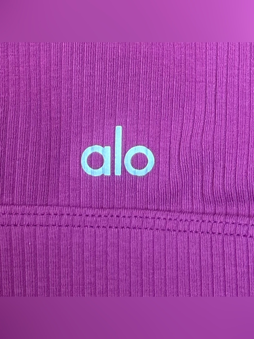Alo Wellness Bra In Raspberry Sorbet Size Small - Picture 3 of 6